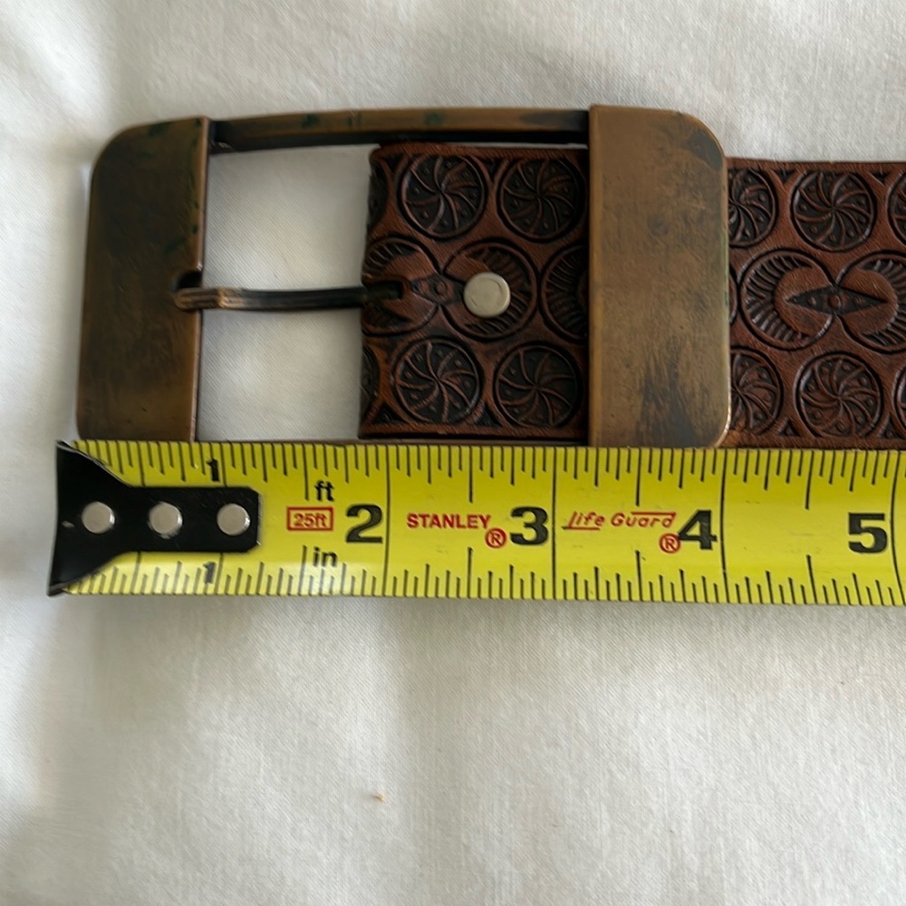 Woman’s leather belt 42 inches